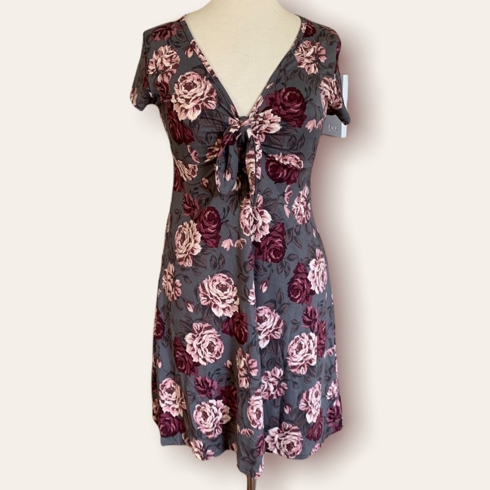 REBEL SUGAR Medium Floral Gray Burgundy short sleeve dress - Picture 5 of 16